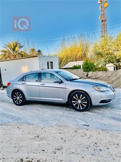 Chrysler 200